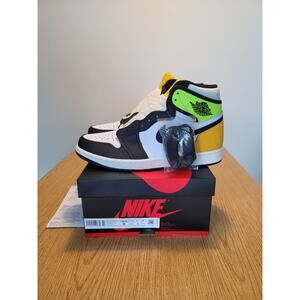 Nike Air Jordan 1 Retro Volt gold sz 9